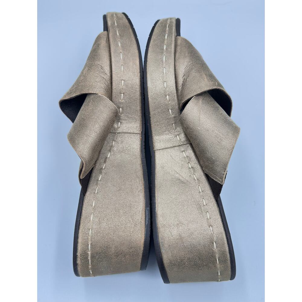 Donald Pliner Metallic Leather Cross Strap Open Toe Slide Wedge Shoes Size 9 - Picture 5 of 8